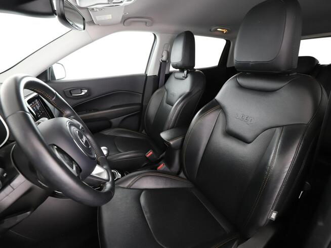Jeep Compass skóra klima auto navi bi-xenon kamera i czujniki parkowania