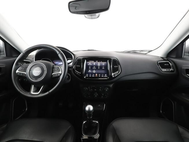 Jeep Compass skóra klima auto navi bi-xenon kamera i czujniki parkowania