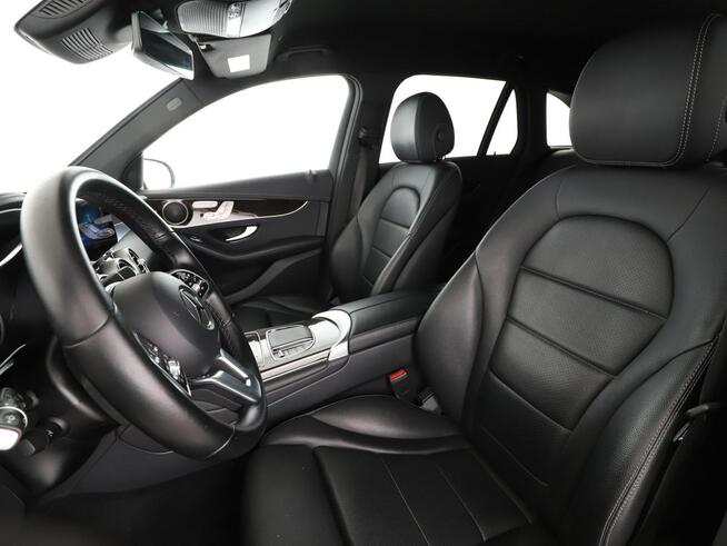 Mercedes GLC 220 FV23% 4x4 automat full LED skóry el.sterowane i grzane fotele z pamięc