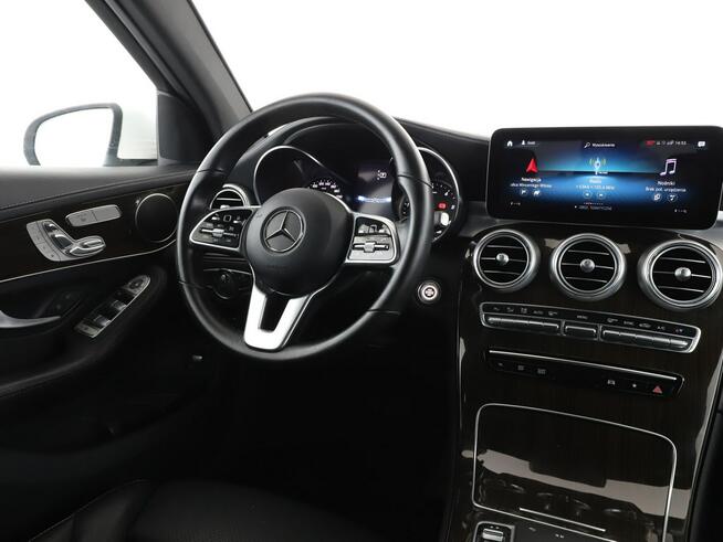 Mercedes GLC 220 FV23% 4x4 automat full LED skóry el.sterowane i grzane fotele z pamięc