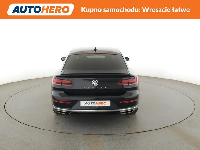 Volkswagen Arteon R-line dsg grzane fotele i kanapa virtual pdc kamera navi klima 3stref