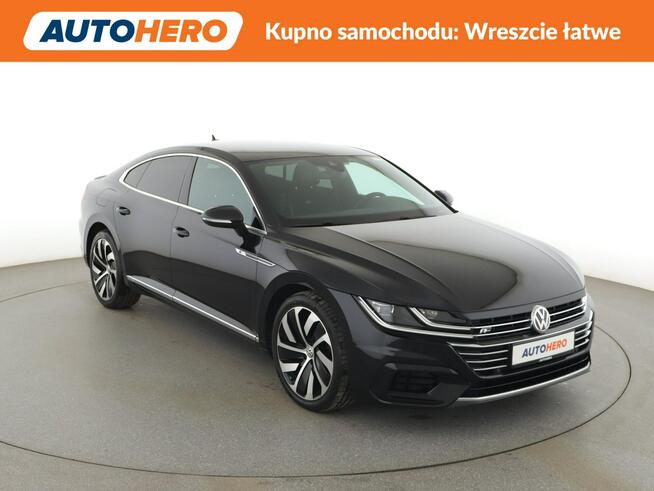 Volkswagen Arteon R-line dsg grzane fotele i kanapa virtual pdc kamera navi klima 3stref