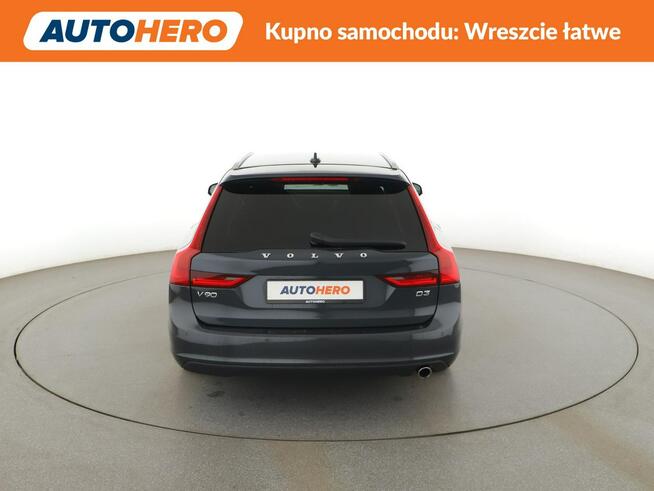Volvo V90 Momentum automat skóra navi grzane fotele kamera tempomat LED