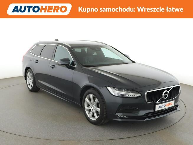Volvo V90 Momentum automat skóra navi grzane fotele kamera tempomat LED