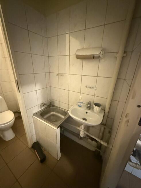 Na wynajem lokal handlowy przy Dubois!