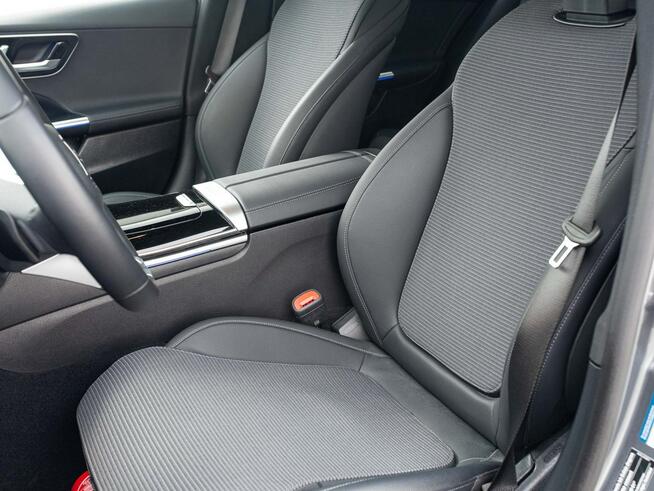 Mercedes C 220 GD4N002#220 d mHEV 4-Matic Avantgarde Ambient Salon PL VAT 23%