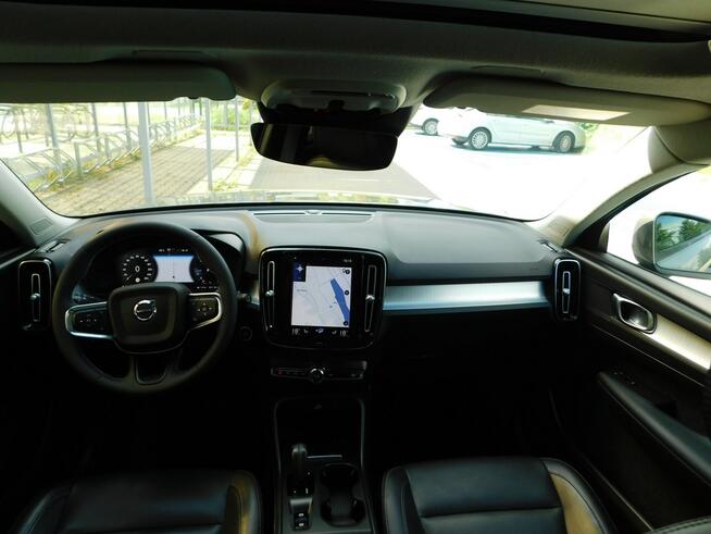 Volvo XC 40 z Gwarancją Kamera Panorama Dach Pakiet zimowy