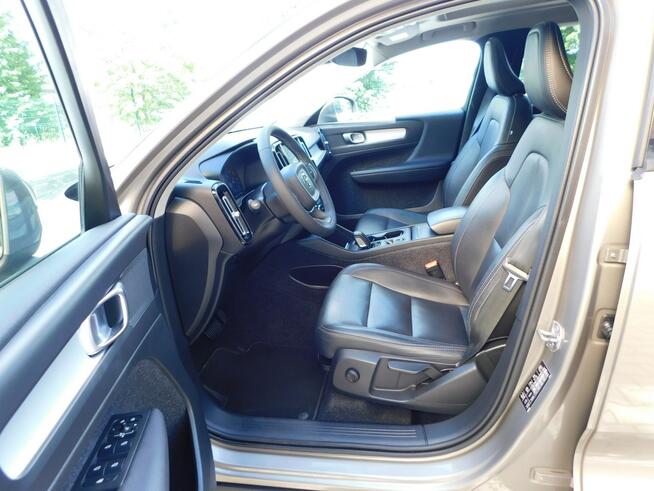 Volvo XC 40 z Gwarancją Kamera Panorama Dach Pakiet zimowy