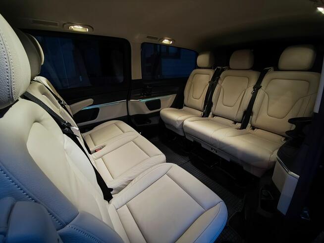 Mercedes-Benz V-Class Extra Long 2026 wynajem z kierowcą
