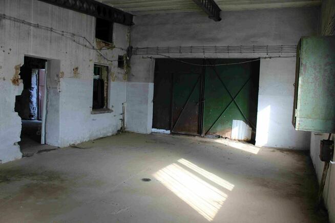 Budynek warsztatowy 250 m² z potencjałem mieszkalnym (LOFT)