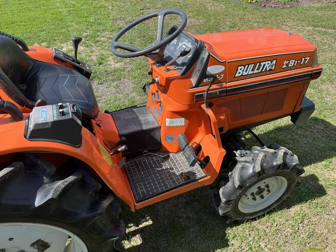 Traktorek Kubota Bulltra ZB1-17 4x4 17KM Ciągnik Traktor