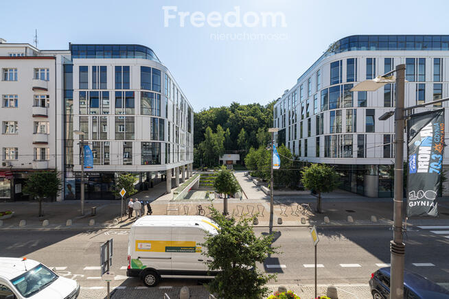 przy Baltic Plaza | 3/4 gabinety | winda