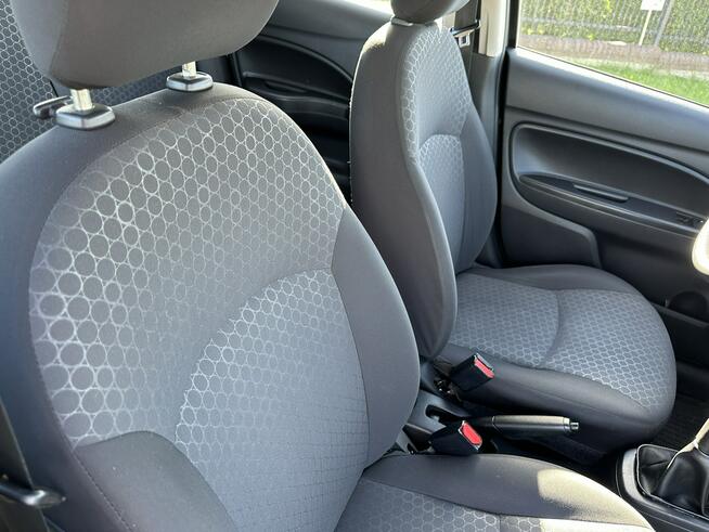 Mitsubishi Space Star Benzyna, klimatyzacja, isofix, niski przebieg, CD, opony wielosezon.