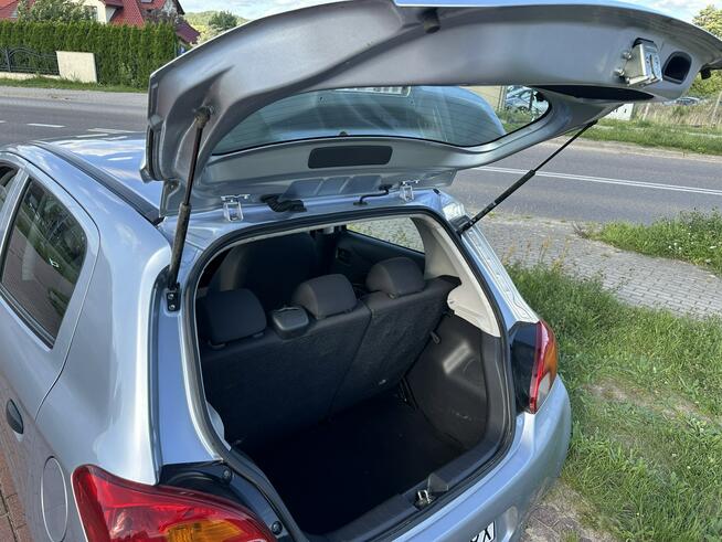 Mitsubishi Space Star Benzyna, klimatyzacja, isofix, niski przebieg, CD, opony wielosezon.