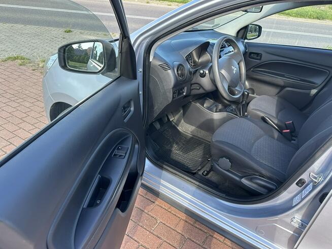 Mitsubishi Space Star Benzyna, klimatyzacja, isofix, niski przebieg, CD, opony wielosezon.