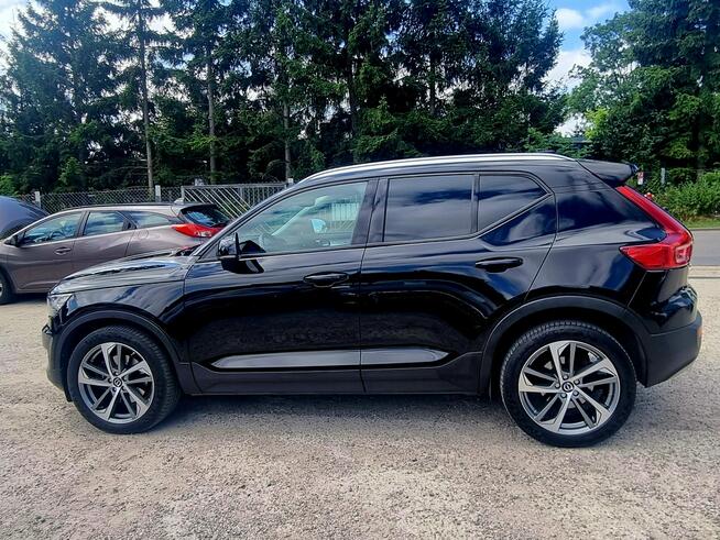Volvo XC 40 Full LED Serwis Automat Navi ACC Parktronic Panorama Gwarancja!