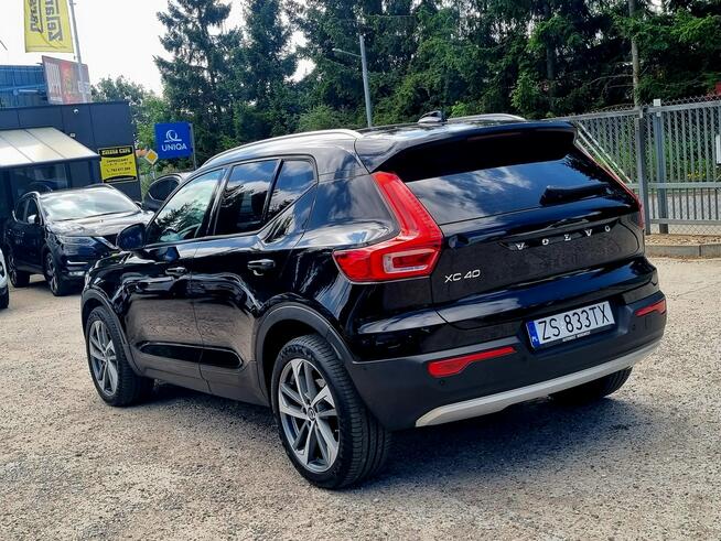 Volvo XC 40 Full LED Serwis Automat Navi ACC Parktronic Panorama Gwarancja!