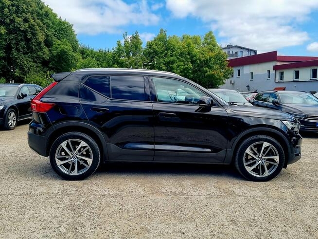 Volvo XC 40 Full LED Serwis Automat Navi ACC Parktronic Panorama Gwarancja!