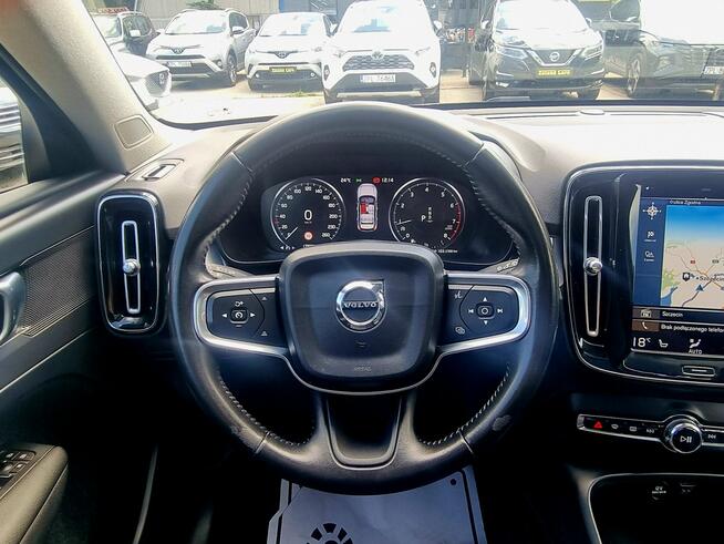 Volvo XC 40 Full LED Serwis Automat Navi ACC Parktronic Panorama Gwarancja!