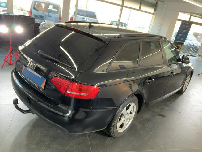 Audi A4 2,0 TDI, nawigacja, drugie koła, niski przebieg, hak, import