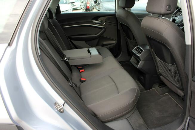 Audi e-tron SalonPL 4x4 FV23% 314KM ASO Navi Matrix LED Tempomat El.Klapa