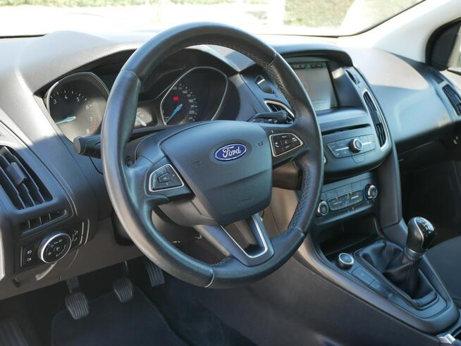 Ford Focus 1.0 E-Bst 100KM Kombi +Pak zima -Nowy rozrząd kpl -GWARANCJA W CENIE