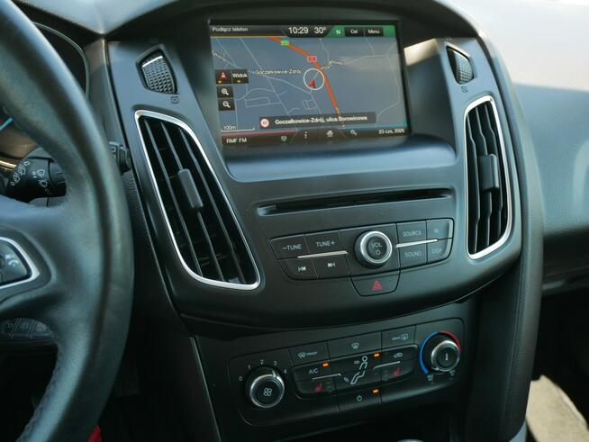 Ford Focus 1.0 E-Bst 100KM Kombi +Pak zima -Nowy rozrząd kpl -GWARANCJA W CENIE