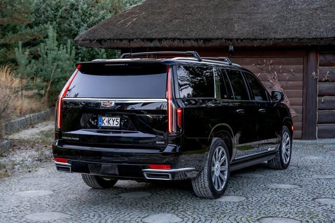 Cadillac Escalade ESV / 6.2 426KM / 7-osobowy / Bogata opcja / Jak NOWY / Bezwypadkowy