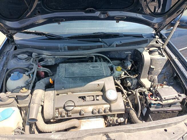 Volkswagen Golf 1.4 02r