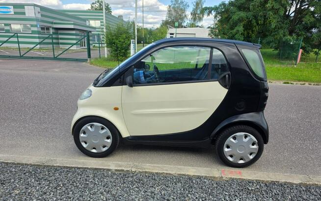 Smart Fortwo | 0.6 Benzyna | Półautomat | 1999 | 40 tys. km |
