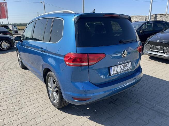 Volkswagen Touran DSG Kamera 7osobowy 150