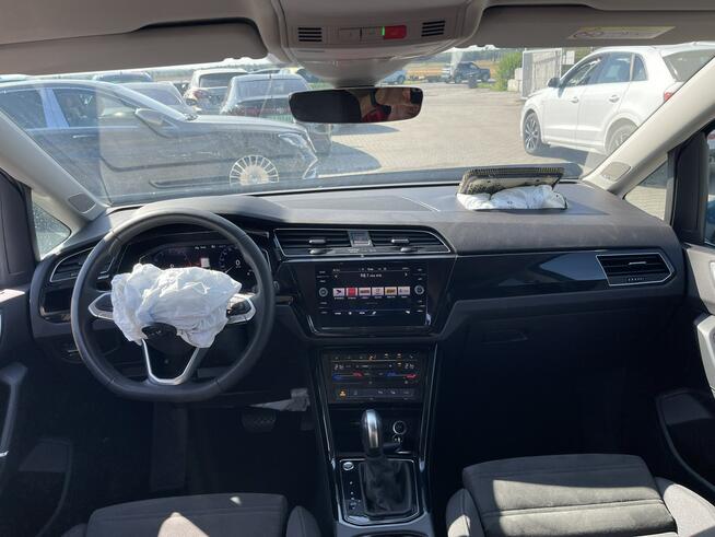 Volkswagen Touran DSG Kamera 7osobowy 150