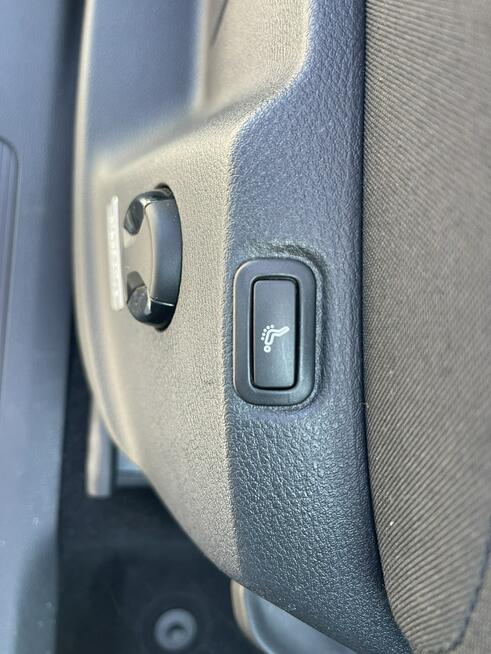 Volkswagen Touran DSG Kamera 7osobowy 150