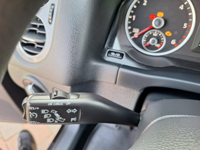 Volkswagen Tiguan Klimatronik Tempomat Nawi Ledy Parktronik Serwisowany Bezwypadkowy