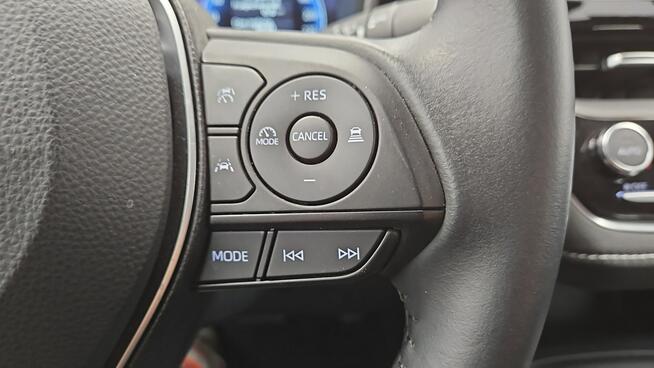 Toyota Corolla 1.8 Hybrid Comfort ! Z Polskiego Salonu ! Faktura VAT Marża !