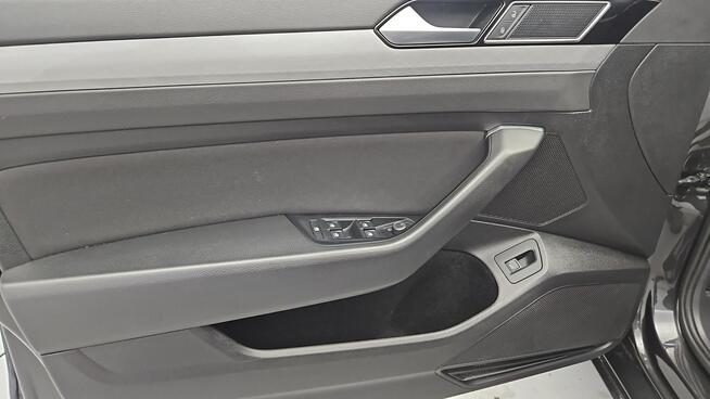 Volkswagen Passat Variant 1.5 TSI EVO Business DSG ! Z Polskiego Salonu ! Faktura VAT !