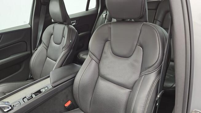 Volvo V60 2.0 B4 B Plus Dark ! Z Polskiego Salonu ! Faktura VAT !