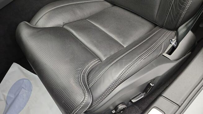 Volvo V60 2.0 B4 B Plus Dark ! Z Polskiego Salonu ! Faktura VAT !
