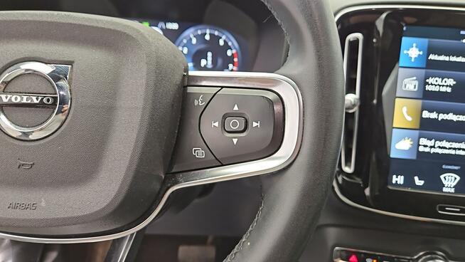Volvo XC 40 Core aut ! Z Polskiego Salonu ! Faktura VAT !