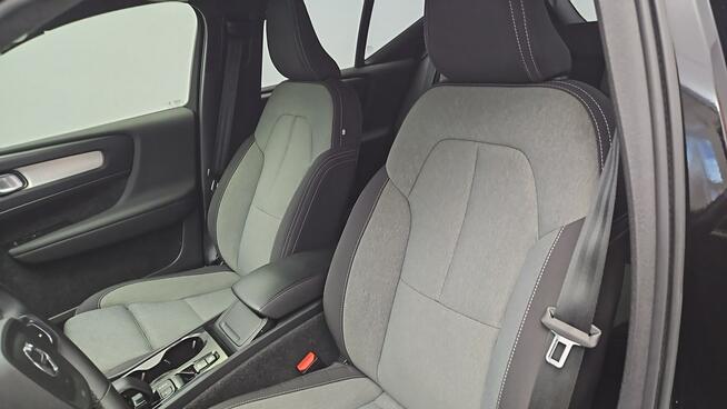 Volvo XC 40 XC40 B3 Plus Dark aut ! Z Polskiego Salonu ! Faktura VAT !