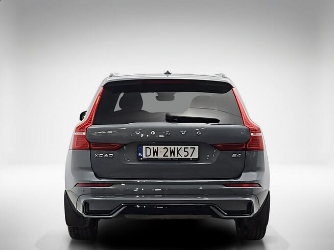 Volvo XC 60 B4 B Plus Dark aut ! Z Polskiego Salonu ! Faktura VAT !