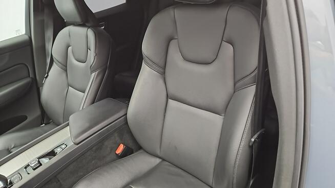 Volvo XC 60 B4 B Plus Dark aut ! Z Polskiego Salonu ! Faktura VAT !