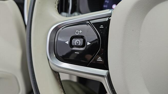 Volvo XC 60 B4 B Plus Bright aut ! Z Polskiego Salonu ! Faktura VAT !