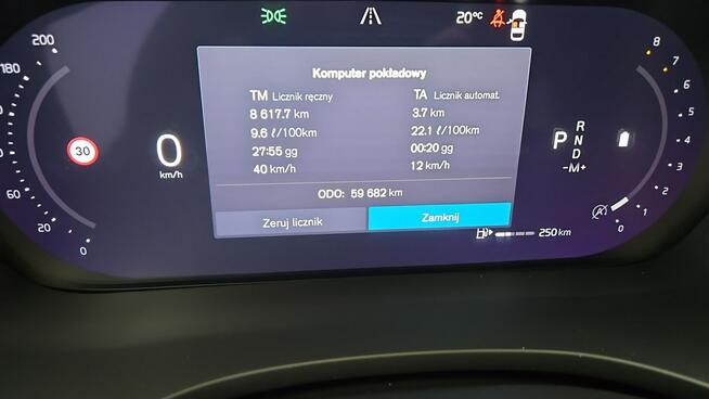 Volvo XC 60 B4 B Plus Dark aut ! Z Polskiego Salonu ! Faktura VAT !