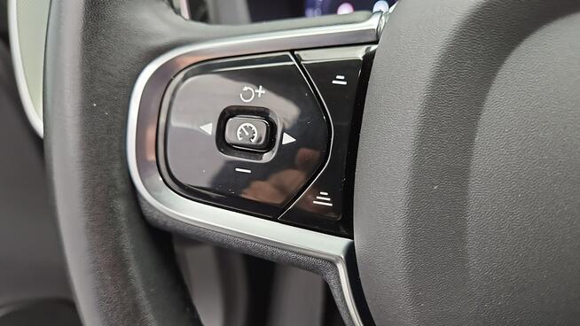 Volvo XC 60 B4 B Plus Dark aut ! Z Polskiego Salonu ! Faktura VAT !
