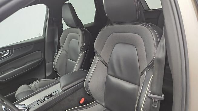 Volvo XC 60 B5 B AWD Ultimate Dark aut ! Z Polskiego Salonu ! Faktura VAT !