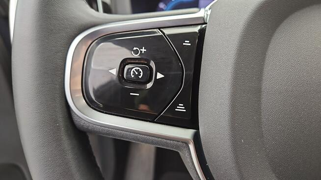 Volvo XC 60 B4 B Plus Bright aut ! Z Polskiego Salonu ! Faktura VAT !
