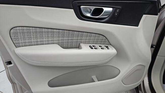 Volvo XC 60 2.0 Core 2WD ! Z Polskiego Salonu ! Faktura VAT !