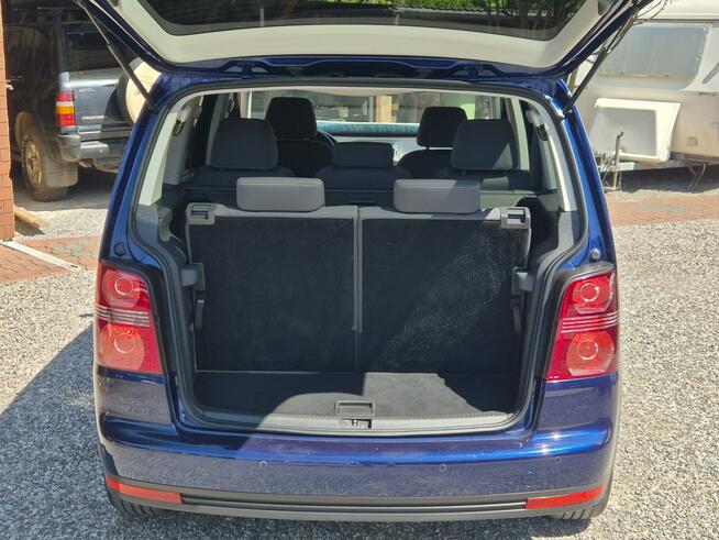 Volkswagen Touran 1.6B MPI 102KM. 2009r Lift, Oryginał Lakier