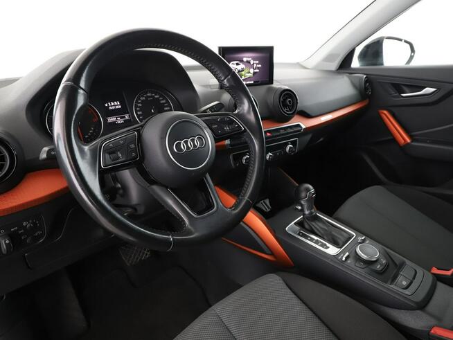 Audi Q2 S-Tronic navi klima auto grzane fotele czujniki parkowania